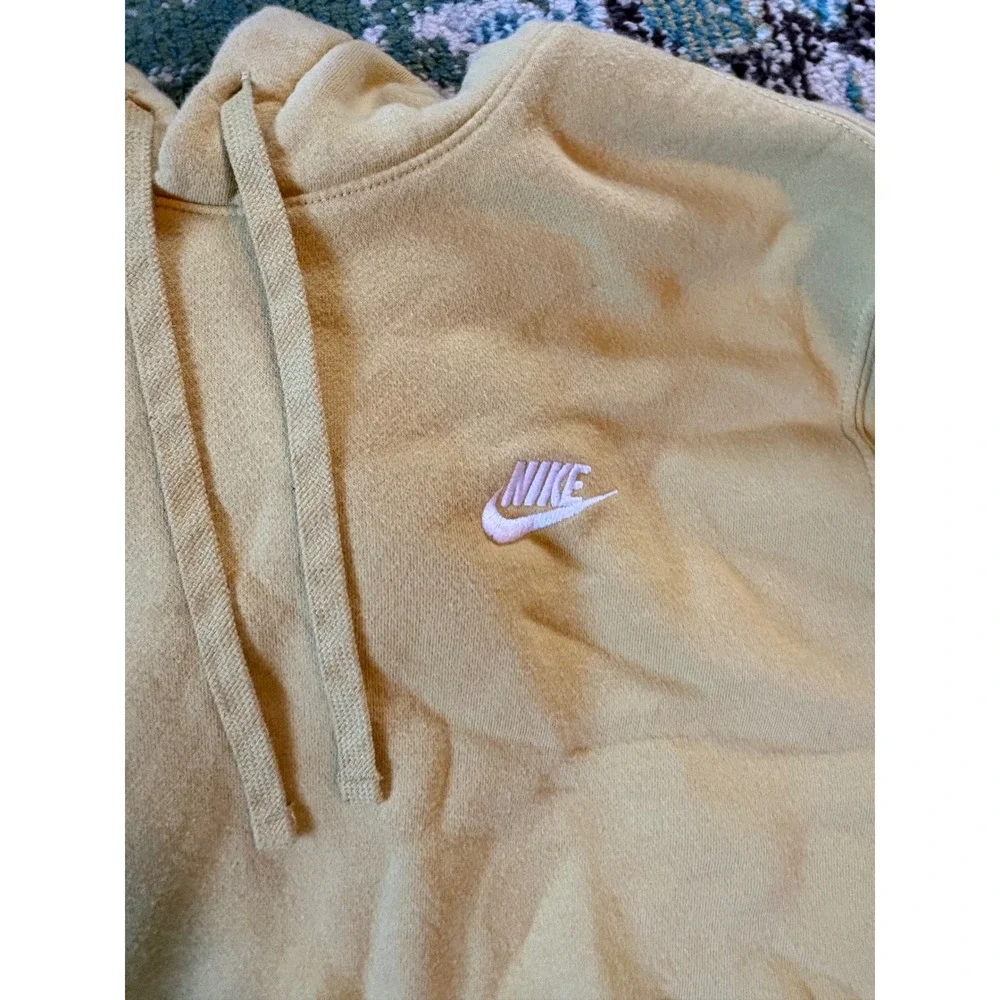 Nike Sportswear Club Fleece Hoodie Mustard Yellow Tan Pullover Womens‎ Medium
